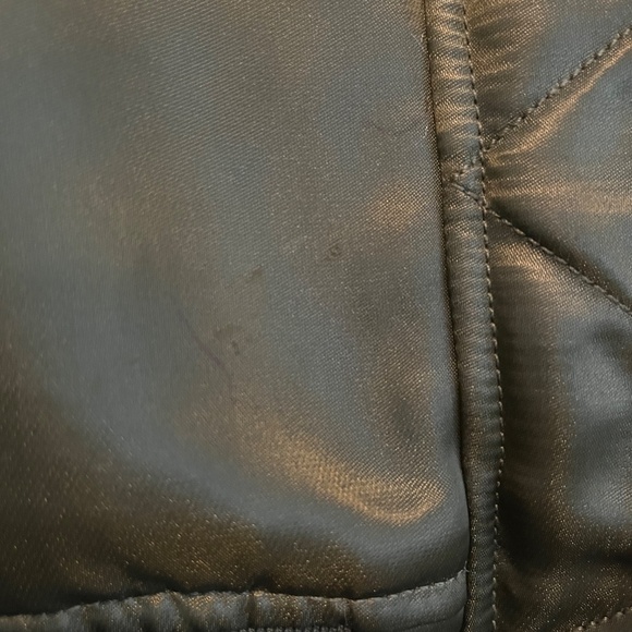 Woman’s Gap Green Bomber Jacket with Pink Faux Trim - Picture 12 of 13